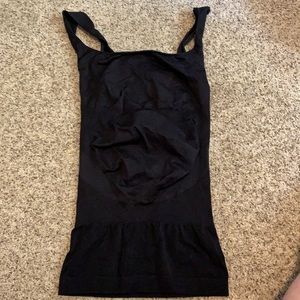 Blanqi maternity tank. NWOT.